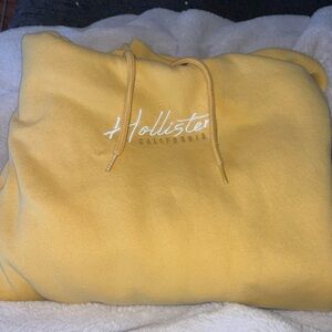 Hollister sweatshirt